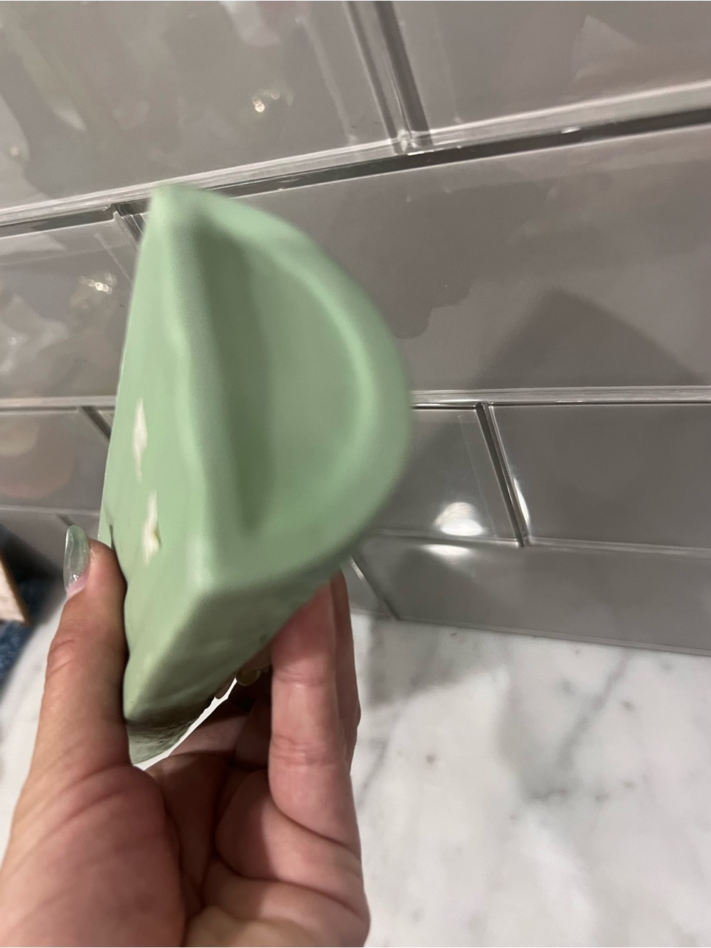 Vintage Jasperware Style Mint Green Ceramic Bud Wall Vase - Picture 4 of 5